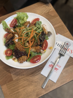 Çıtır Tavuklu Salata